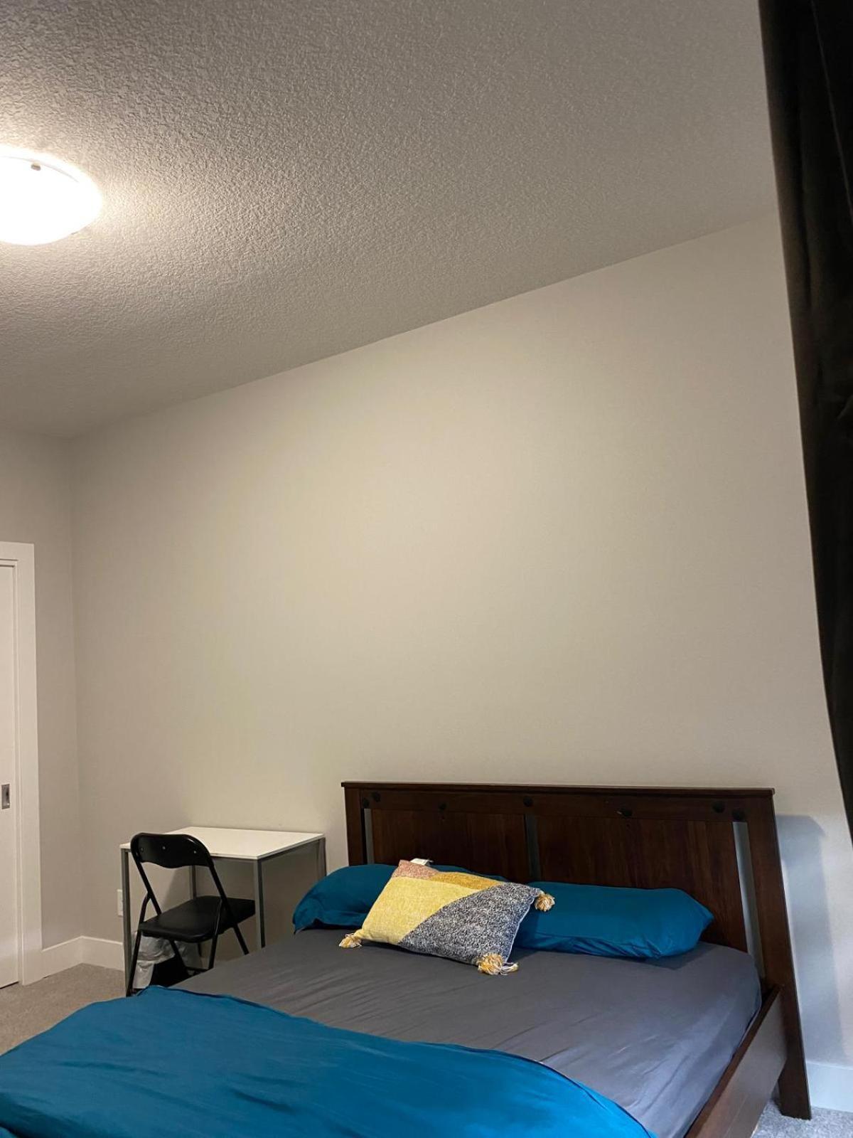 Flowealth Property Luxury Villa Near Lake Netflix Tv Wifi Calgary Exterior photo